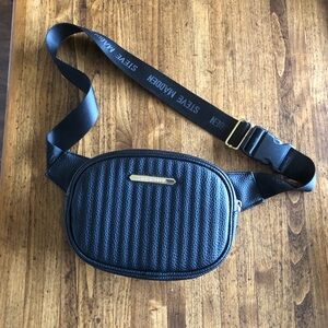 Steven madden crossover or Fanny pack